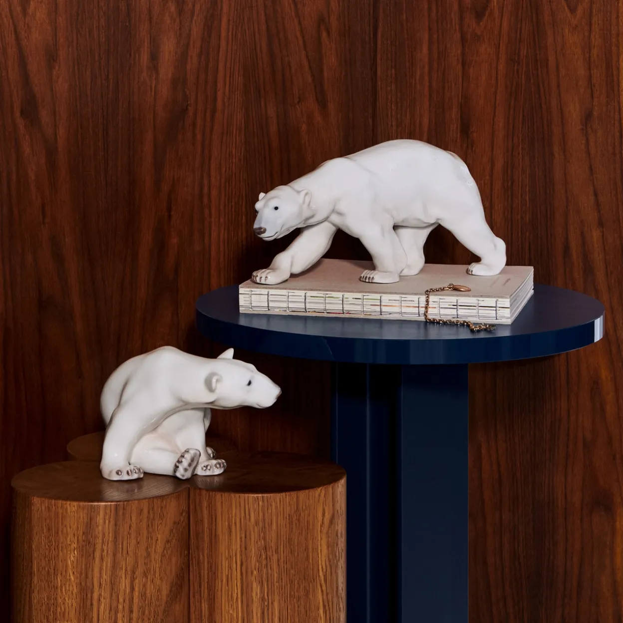 Figurer gående isbjørn, 14 cm
