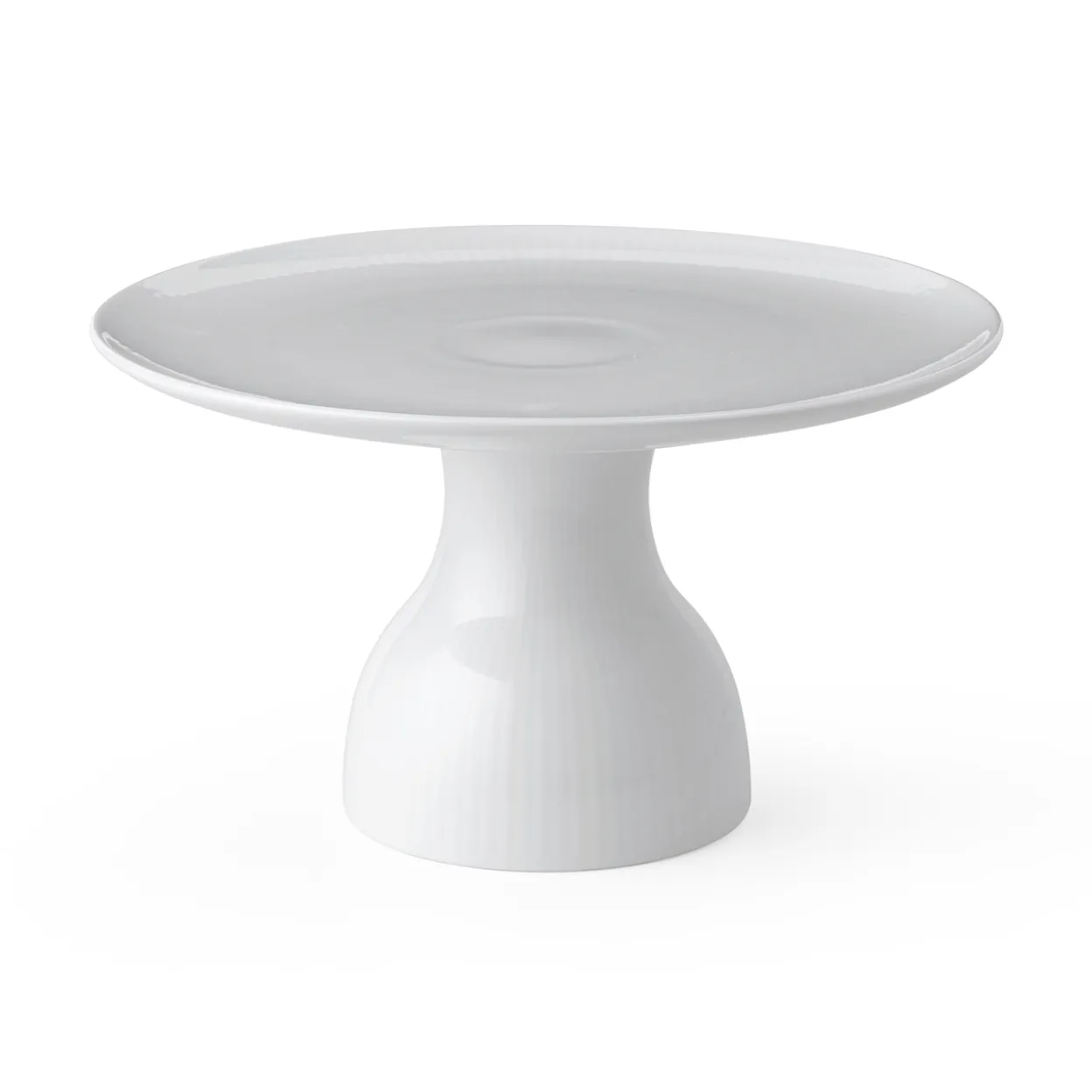Hvid Riflet fad på fod, 20 cm
