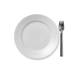 Hvid Riflet tallerken, 19 cm