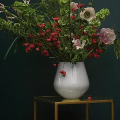 Hvid Riflet vase, 20,5 cm
