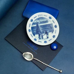 Juleplakette 2025, Jul i København, 8,5 cm