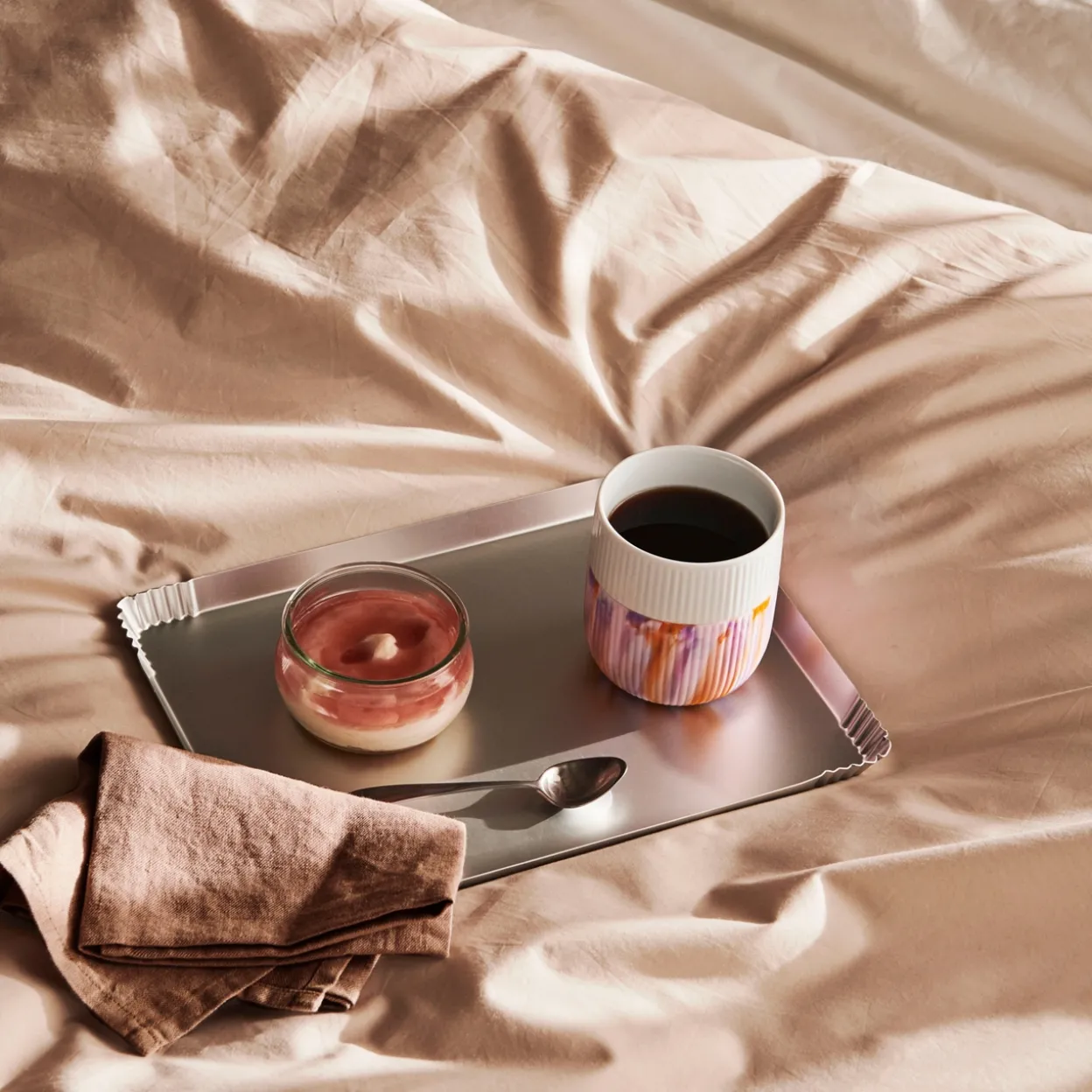 Riflet Contrast Marble krus, Morning Sky, 35 cl