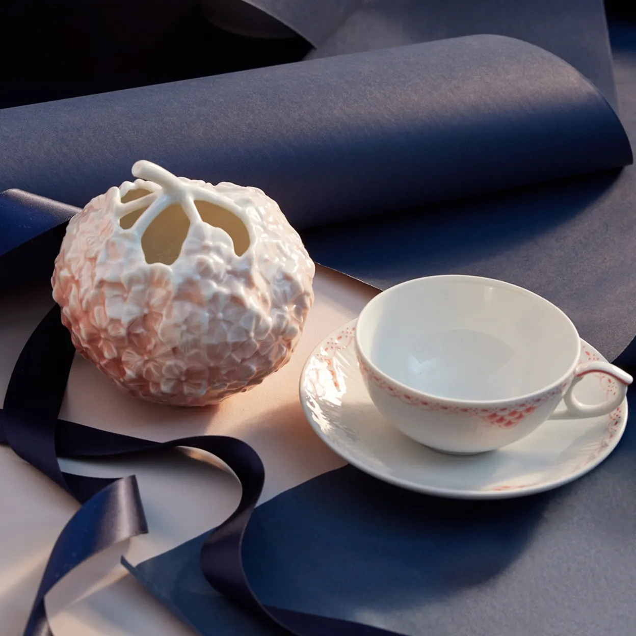 The Art of Giving Flowers Vase, hortensia, koral, 10 cm